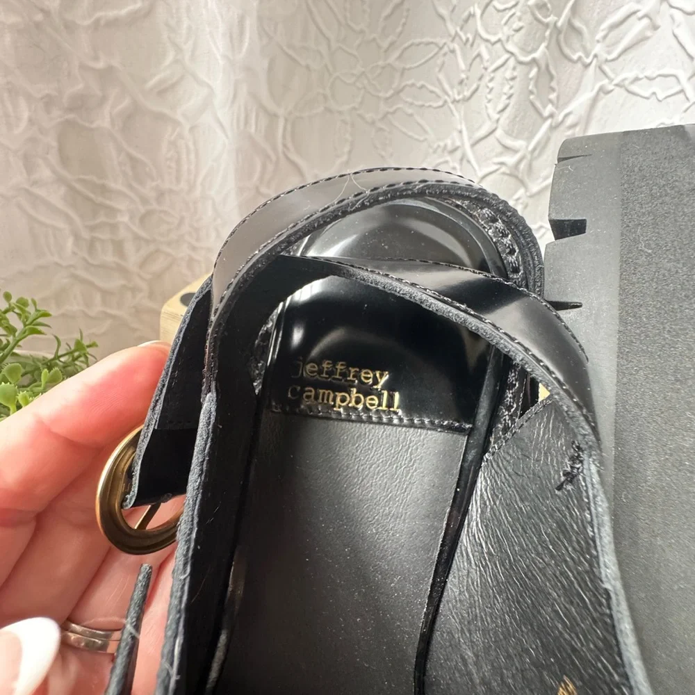 New Jeffrey Campbell Crunched Platforms never worn for Anthropologie size 7.5